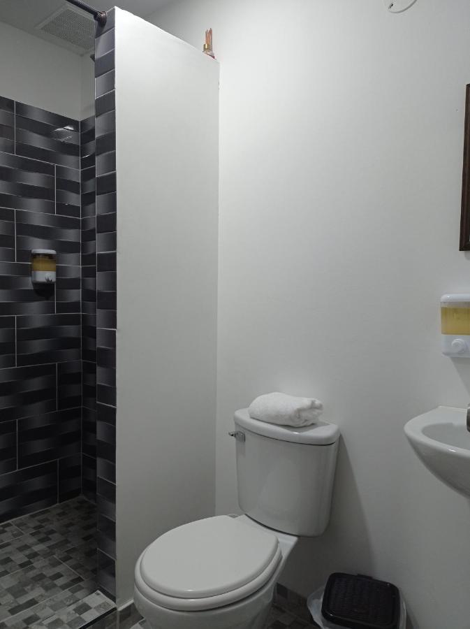Hostal Villa Del Sol サレント エクステリア 写真
